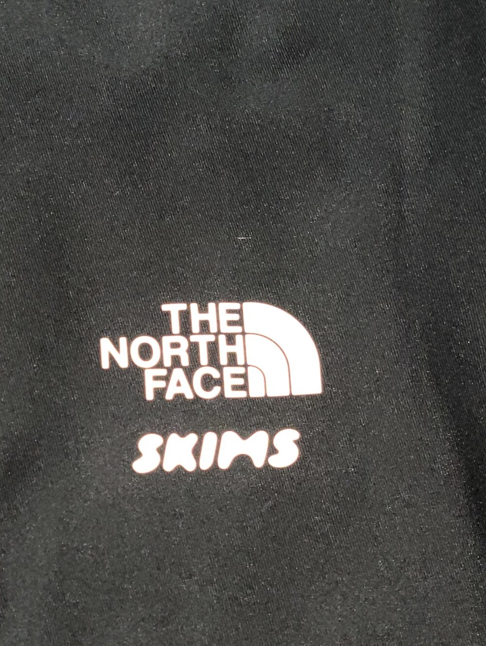 The North Face TNF x SKIMS Refina Longsleeve Top Black Onyx Women Small NEW - Picture 3 of 7